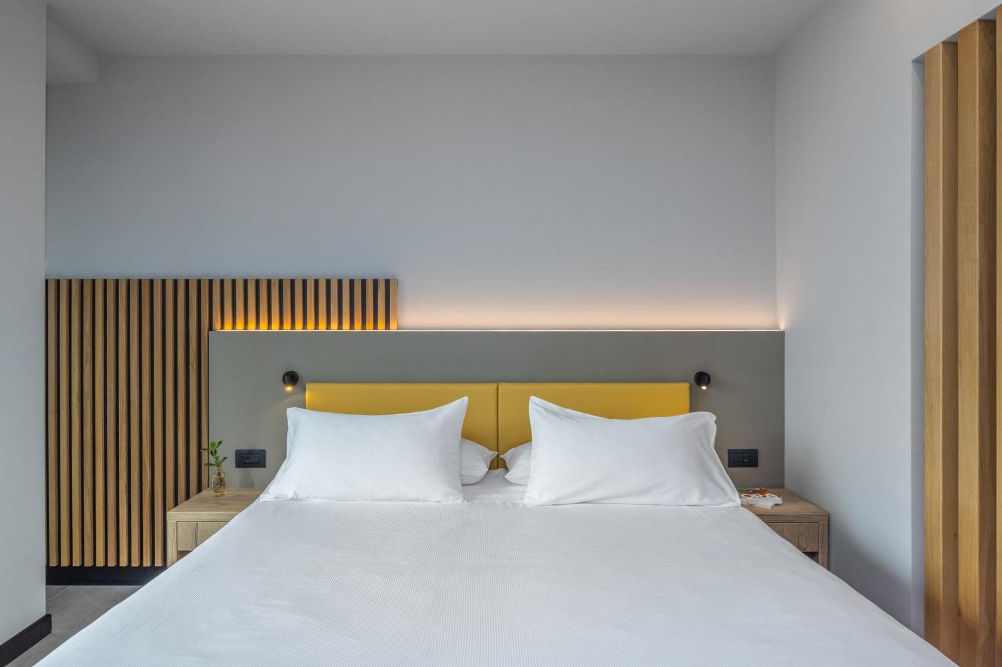 Garda Suite Hotel - Tonelli Hotels ริวาเดลการ์ดา ภายนอก รูปภาพ