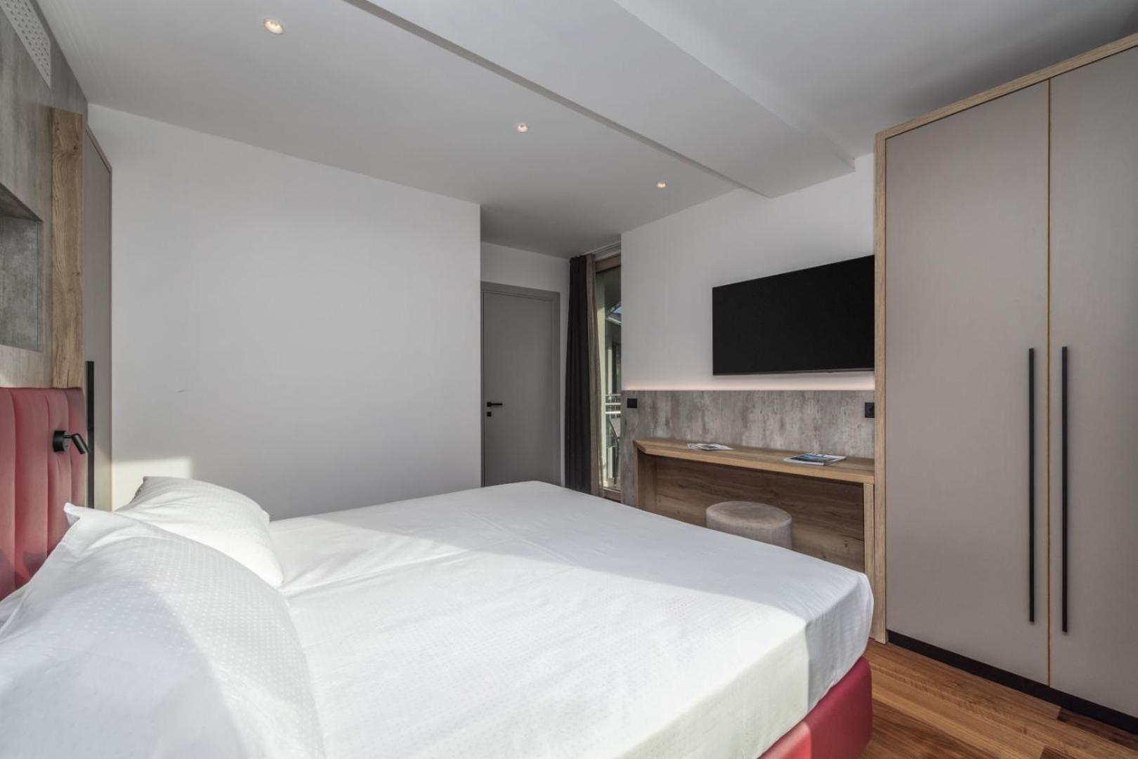 Garda Suite Hotel - Tonelli Hotels ริวาเดลการ์ดา ภายนอก รูปภาพ